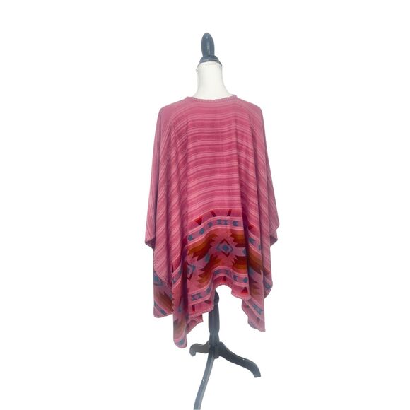 Reversible Geometric Boho Woven Poncho - Picture 8 of 16
